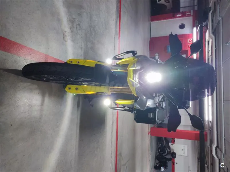 Suzuki V-Strom 800 – Vista 5