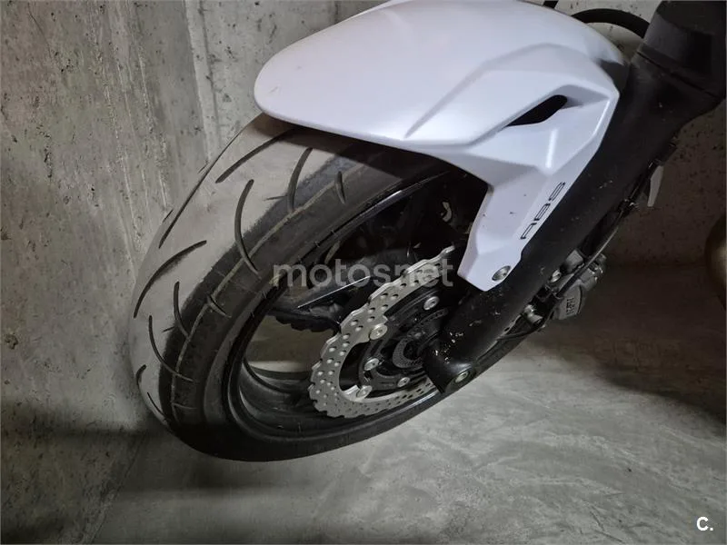Kawasaki Z650 – Vista 8