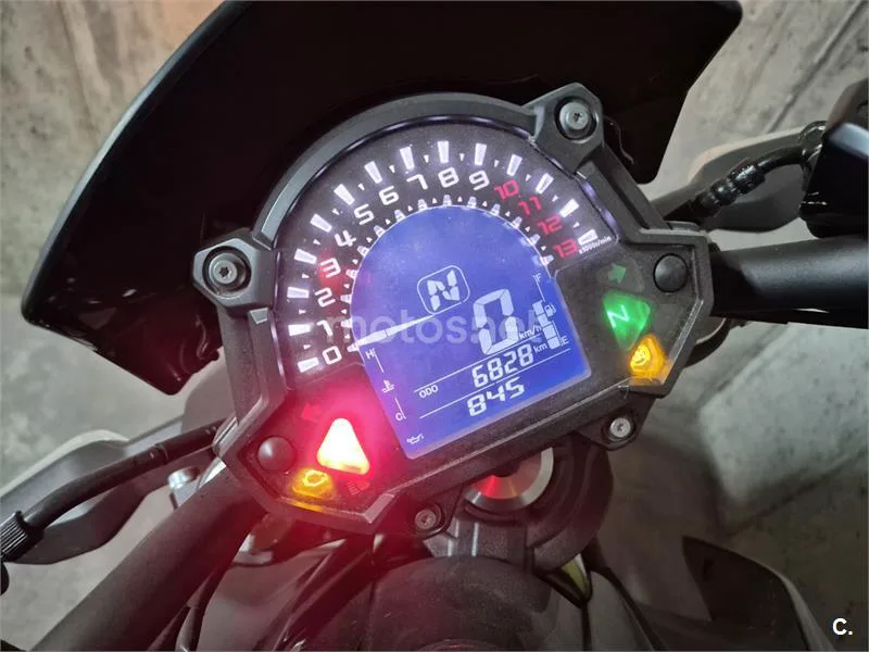 Kawasaki Z650 – Vista 9
