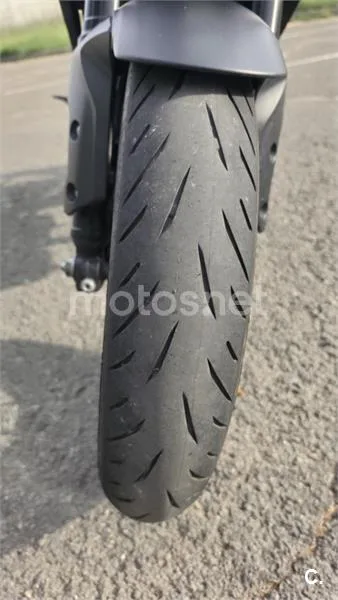Honda CB 125 R – Vista 14