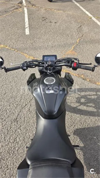 Honda CB 125 R – Vista 6