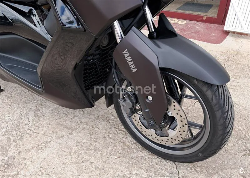 Yamaha XMAX 125 – Vista 13