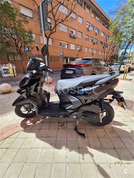 Yamaha RayZR 125 2000 € 2026 Madrid - 2