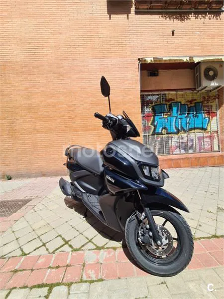 Yamaha RayZR 125 - Vista 3
