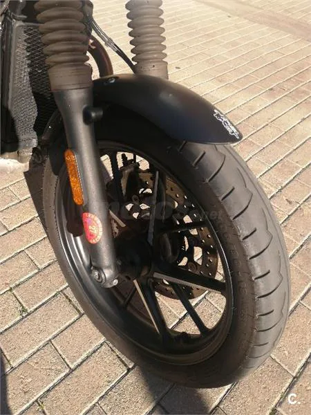 Triumph Street Twin – Vista 4