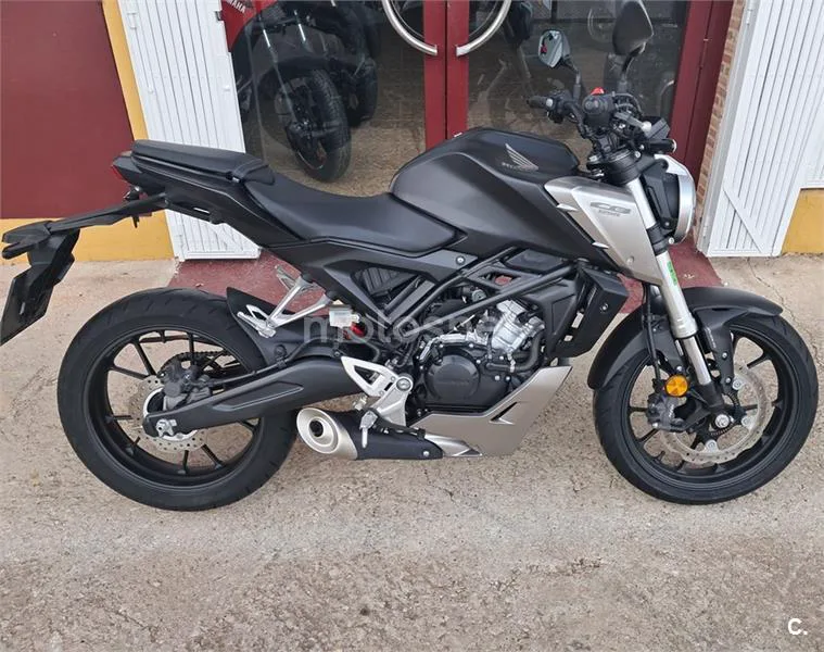 Yamaha MT-125 – Vista 13