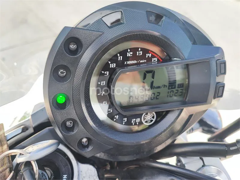 Yamaha FZ6 – Vista 3