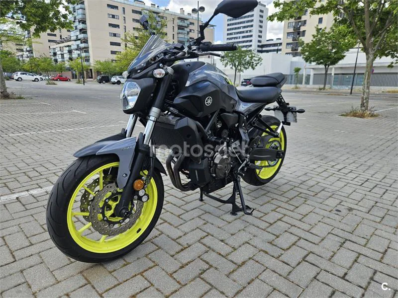 Yamaha MT-07 – Vista 3