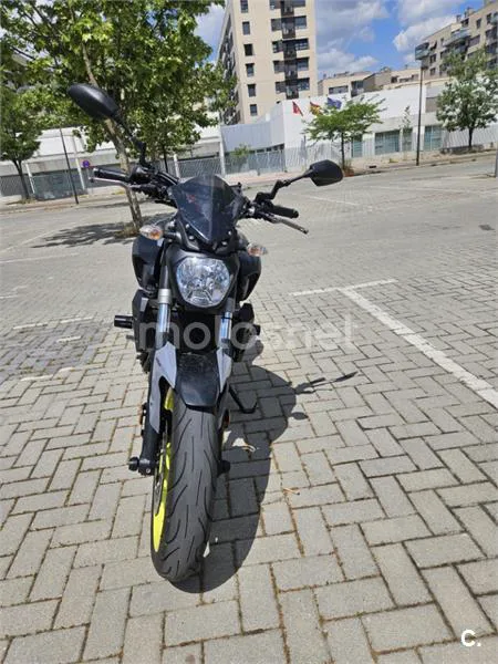 Yamaha MT-07 – Vista 4