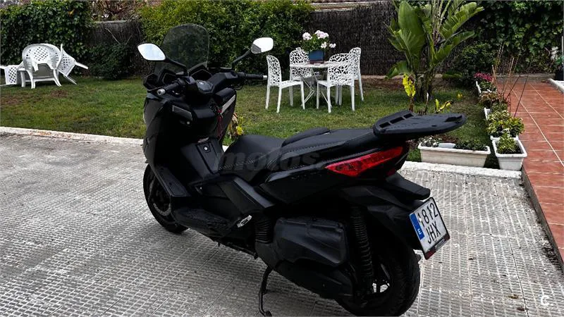Yamaha XMAX 400 – Vista 2