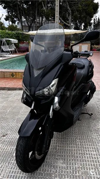 Yamaha XMAX 400 – Vista 3