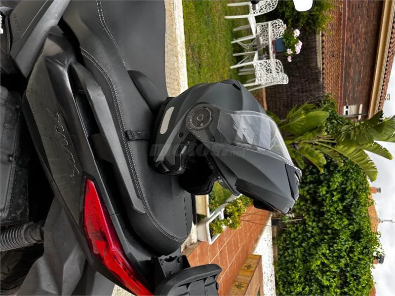 Yamaha XMAX 400 – Vista 6