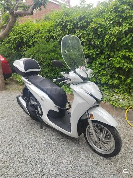 Honda SH 350i – Vista 3