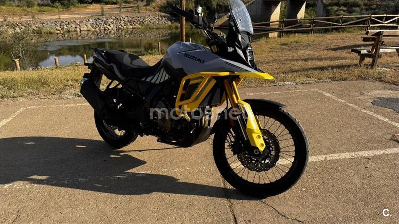 Suzuki V-Strom 800 – Vista 7