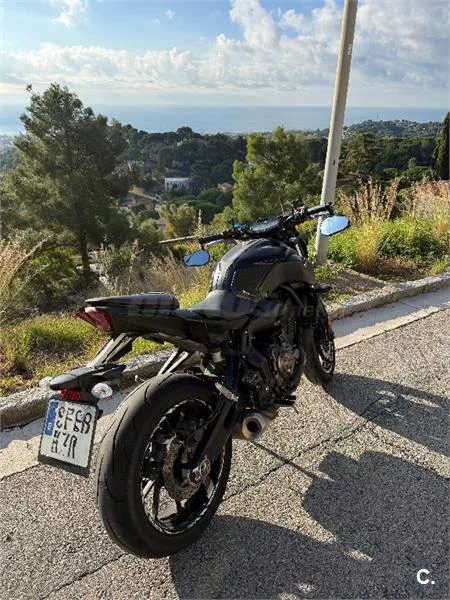 Yamaha MT-07 – Vista 2