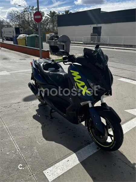Yamaha XMAX 300 – Vista 2