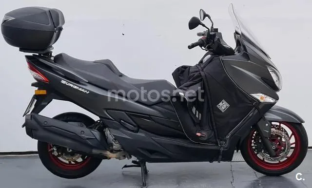 Suzuki Burgman 400 – Vista 2