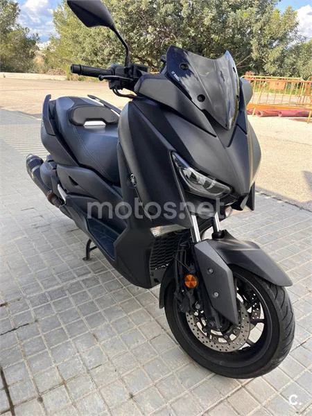 Yamaha XMAX 400 – Vista 2