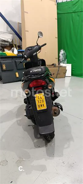 Kymco Agility 50 – Vista 3