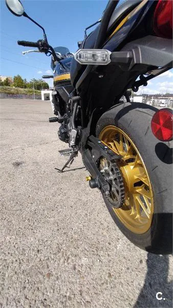 Kawasaki Z650 – Vista 8