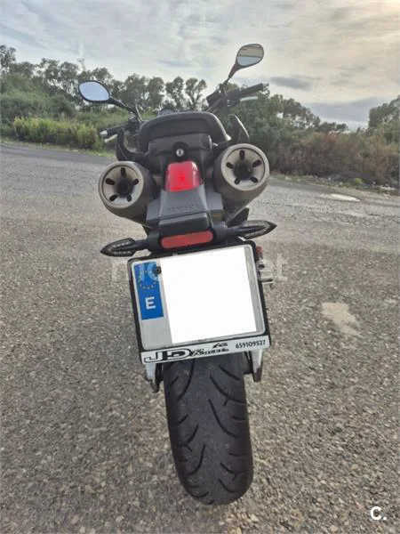 Yamaha MT-03 – Vista 7