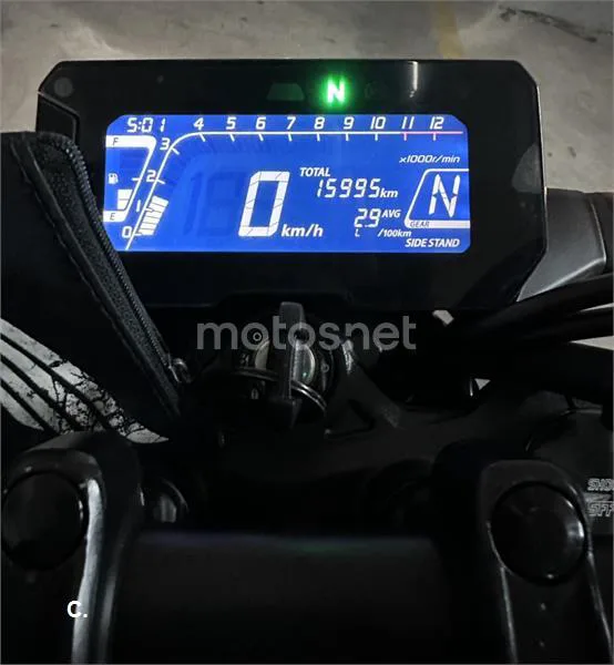 Honda CB 125 R – Vista 6