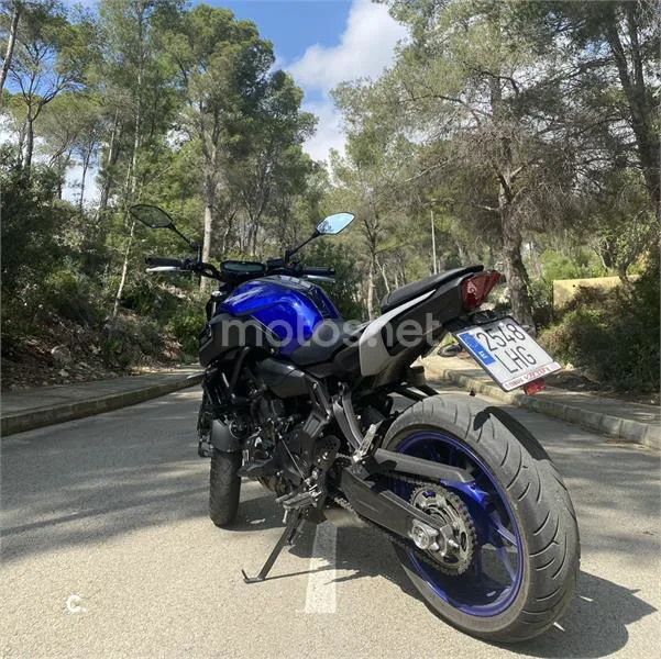 Yamaha MT-07 – Vista 4