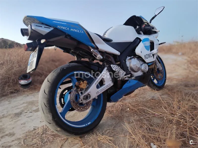 Honda CBR600RR - Vista 9