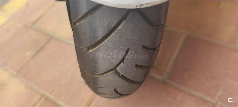 Suzuki Burgman 400 – Vista 3