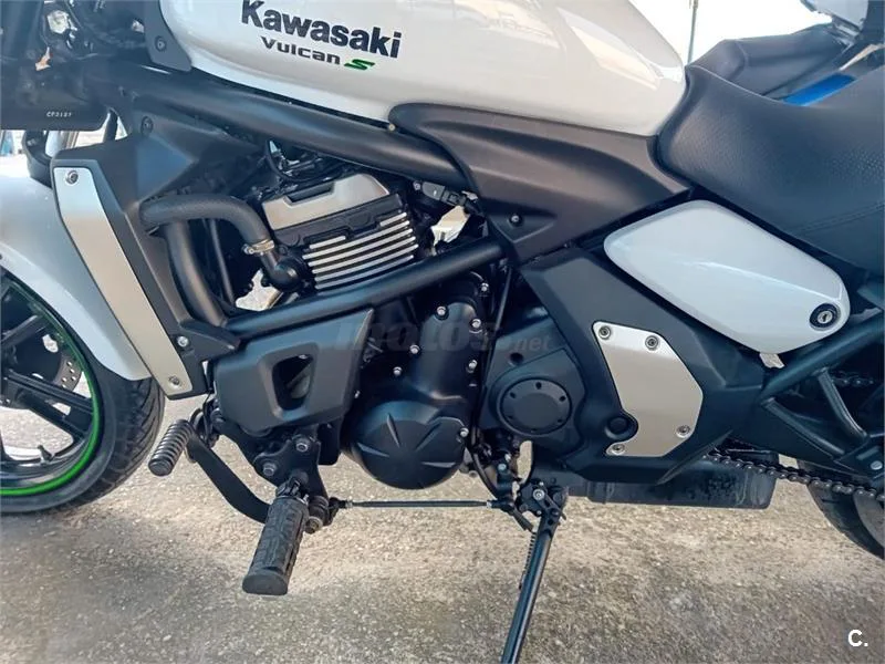 Kawasaki Vulcan S – Vista 2