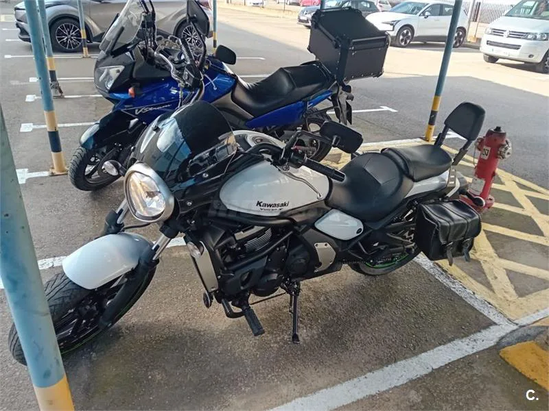 Kawasaki Vulcan S – Vista 3