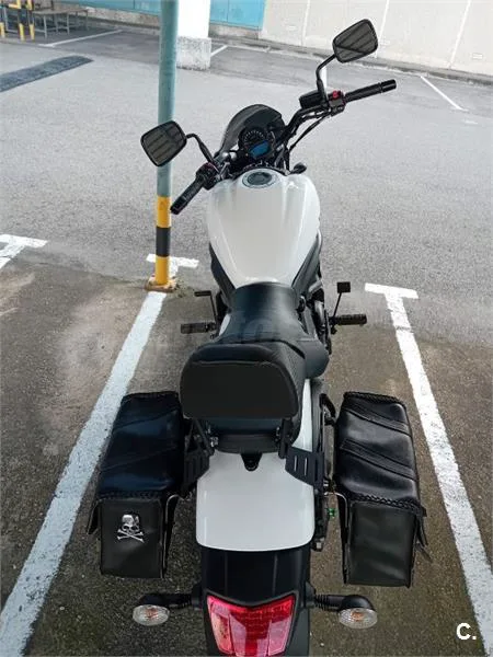 Kawasaki Vulcan S – Vista 5