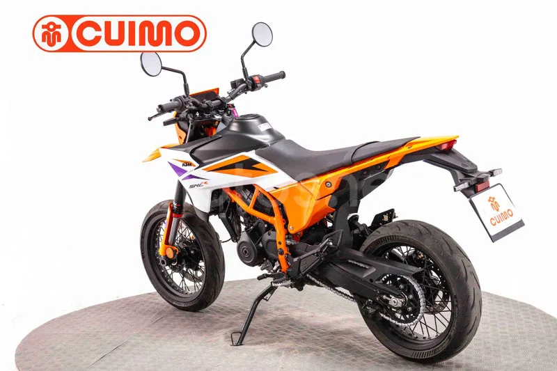 KTM 390 – Vista 14