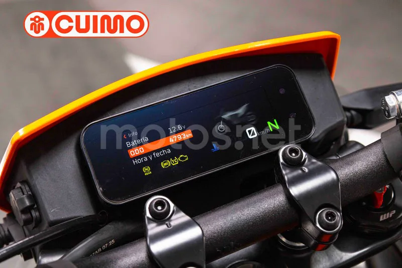 KTM 390 – Vista 25