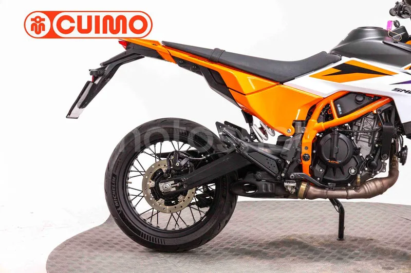 KTM 390 – Vista 8