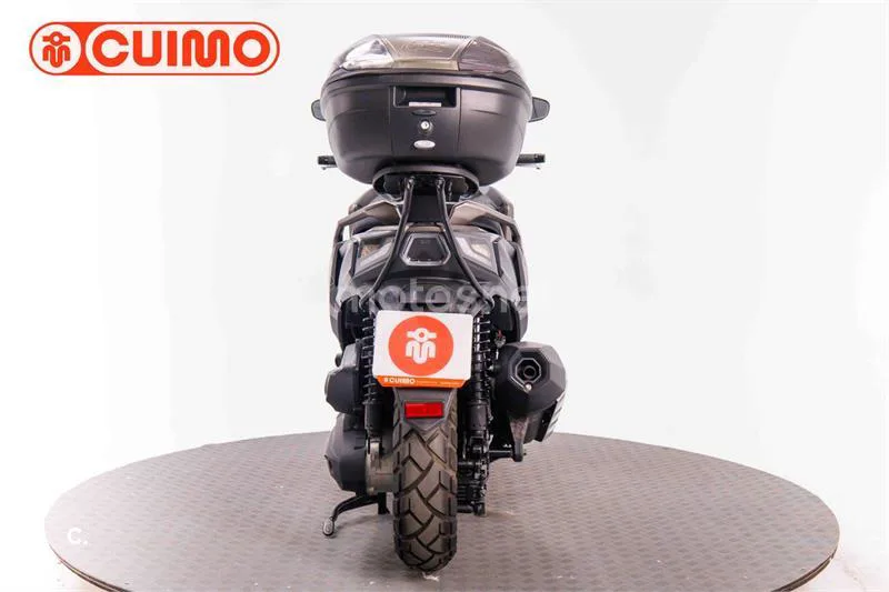 Kymco DTX 350 – Vista 5