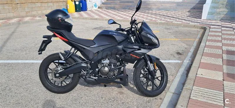Aprilia Tuono 125 – Vista 2