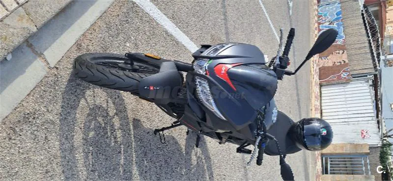 Aprilia Tuono 125 – Vista 3
