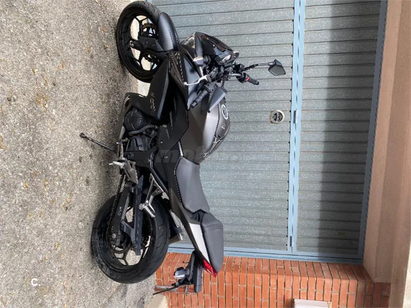 Kawasaki Z 300 – Vista 7