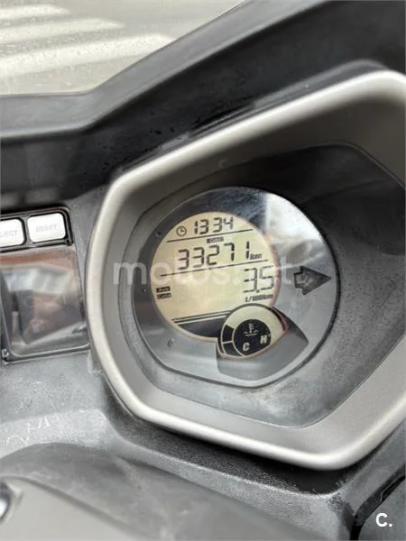 Yamaha XMAX 250 – Vista 6
