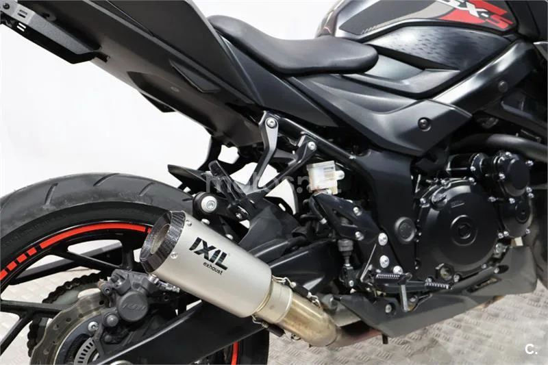 Suzuki GSX-S750 – Vista 15