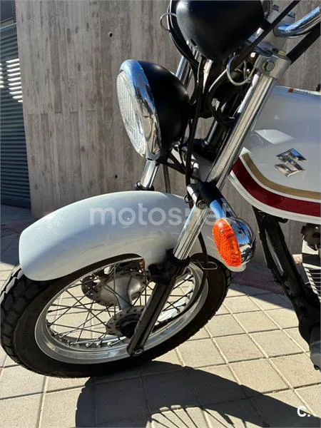 Suzuki VanVan 125 – Vista 6