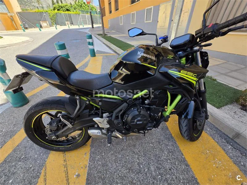 Kawasaki Z650 – Vista 3