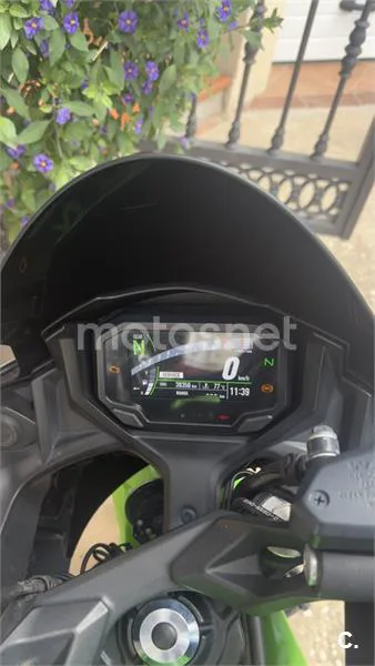 Kawasaki Ninja 650 – Vista 8