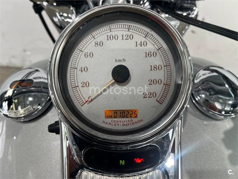 Harley-Davidson Road King – Vista 23