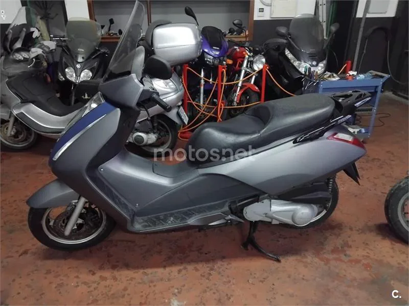 Honda FES 125 Pantheon – Vista 5