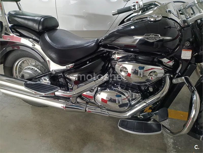 Suzuki Intruder C800 – Vista 2
