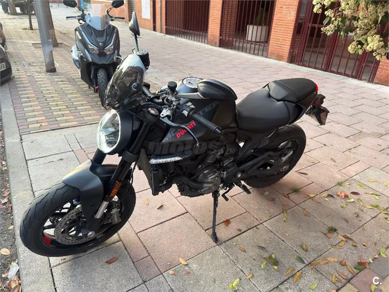 Ducati Monster – Vista 3