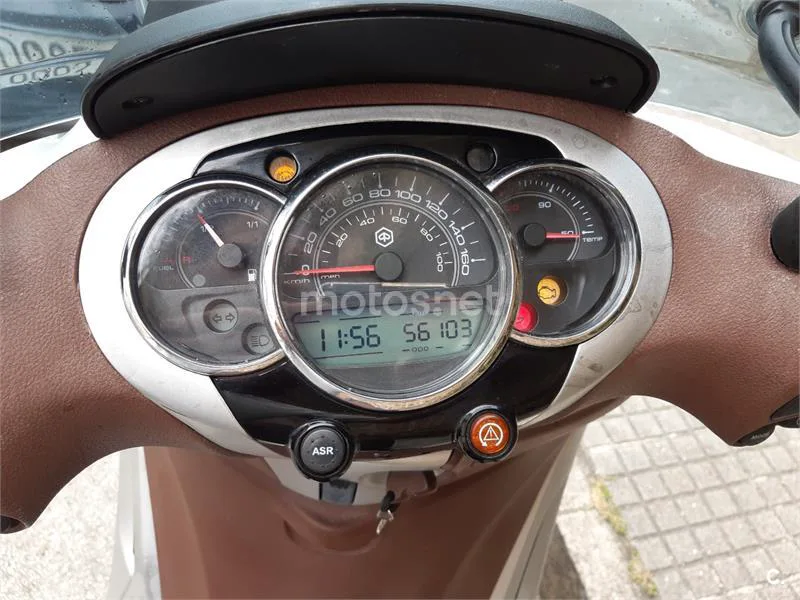 Piaggio Beverly 300 – Vista 5