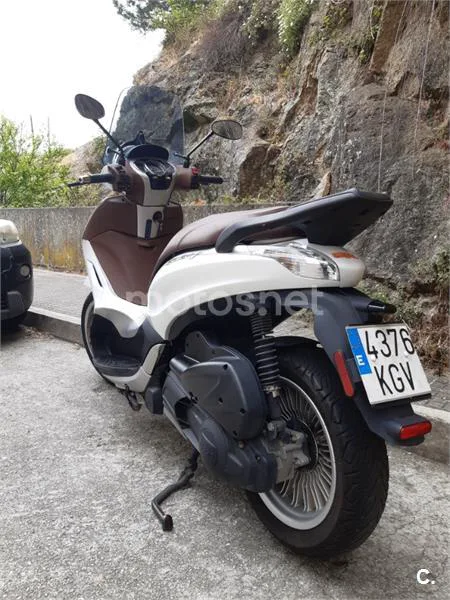 Piaggio Beverly 300 – Vista 7